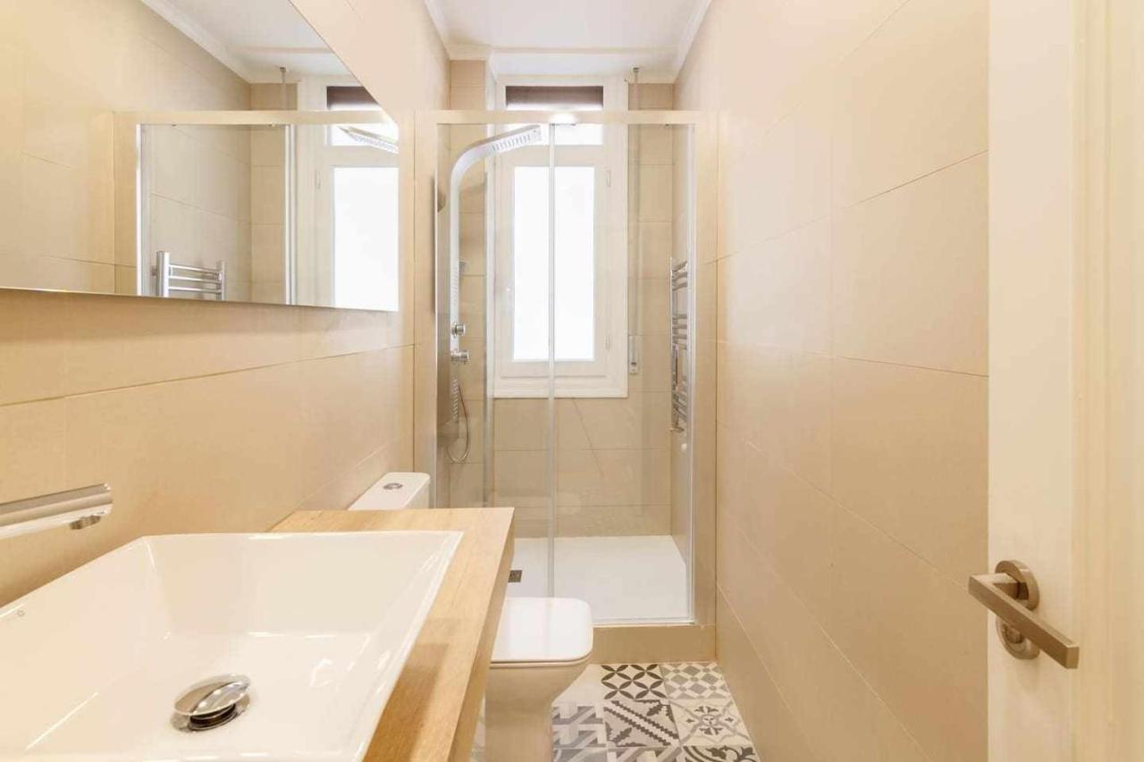 Vivienda Turistica Reformada Con Encanto Bilbao Exterior photo
